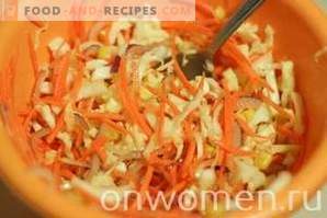 Ensalada de col con zanahorias y maíz