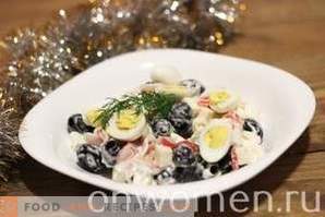 Salāti ar krabju nūjiņām un olīvām