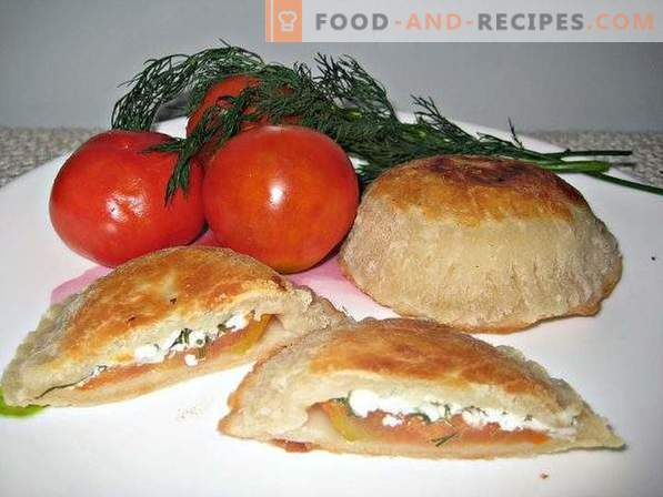 Bombas con tomate y queso cottage