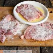 Schnitzel de carne de cerdo jugosa